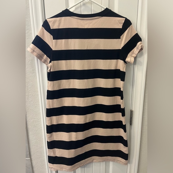 Banana Republic Black and Cream Striped Mini Dress New without tags - Picture 4 of 4